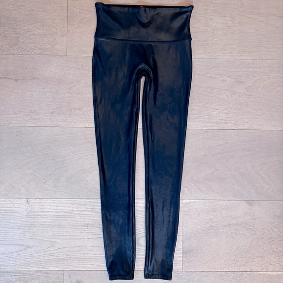 Spanx Black Faux Leather Leggings size Medium - Picture 13 of 16